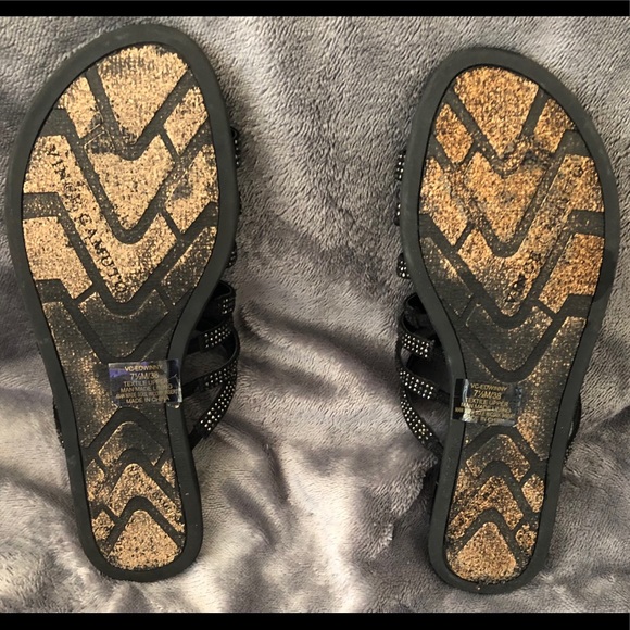 Vince Camuto Edwinny Sandals - Picture 4 of 10